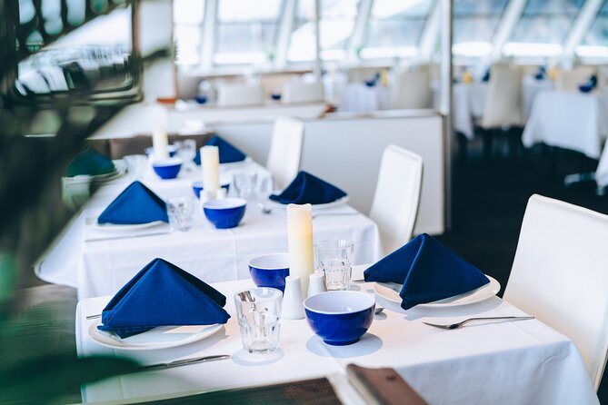 Charles Darwin Dinner Cruise - Service, atmosphere, and what staff do well (and what to watch for)