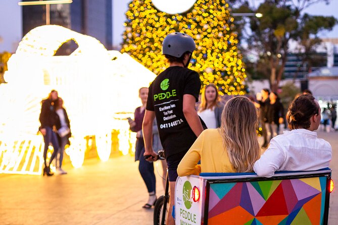 Christmas Lights Rickshaw Tour in Perth - Guides, Carols, and the Photo-Stop Superpower