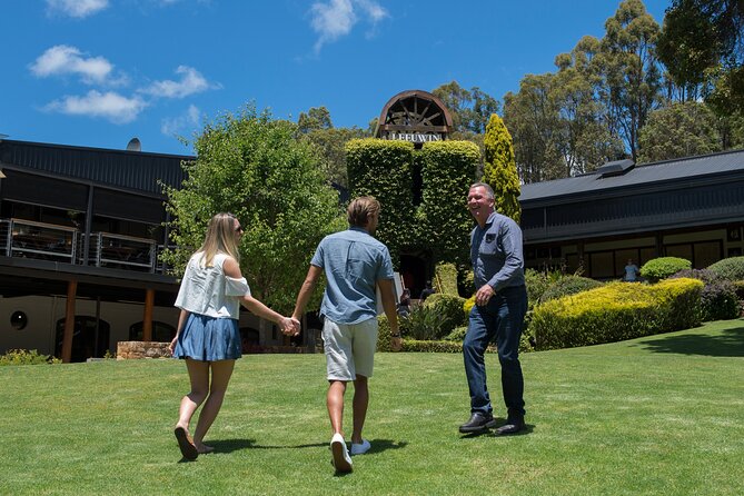 Classic All Day Winery and Food Trail Tour - Lunch at an award-winning restaurant: included fuel for the whole day