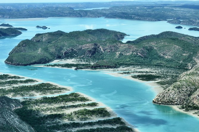 Cygnet Bay Sea Safari & Pearl Farm Tour Scenic Flight - Price and value: is $846.97 per person worth it?