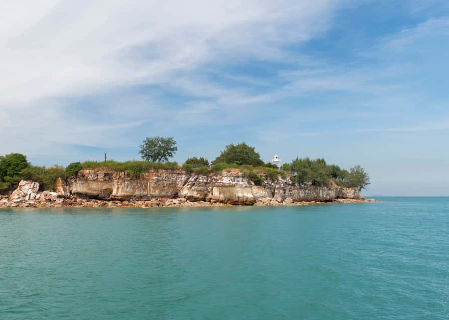 Darwin: Bombing of Darwin WW2 Tour with Harbor Cruise - Morning Logistics: Pickup, Start Time, and What to Bring