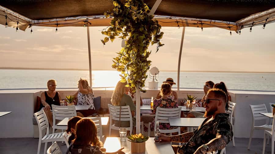 Darwin Harbour: 2-Hour Gaze and Graze Sunset Cruise - Boarding at Stokes Hill Wharf and Getting the Best Seat
