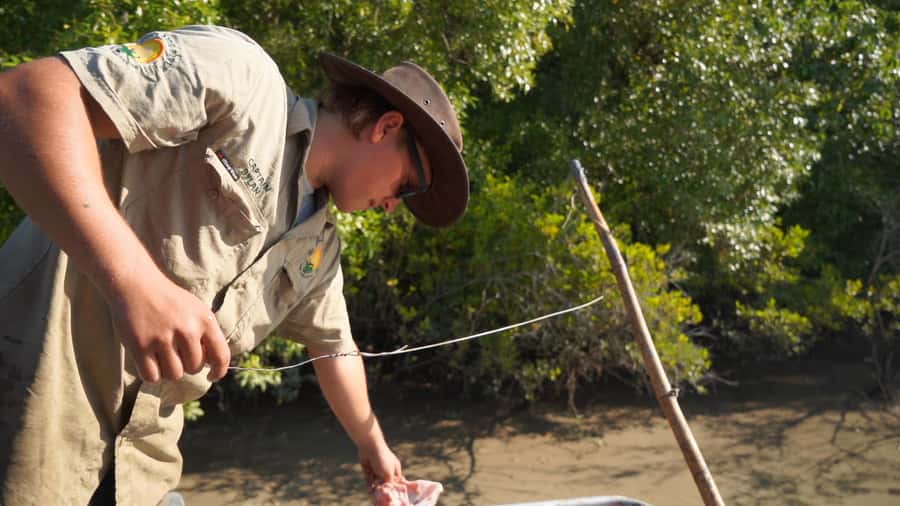Darwin: The Croc Bus to the Famous Jumping Crocodile Cruise - Guides, banter, and safety: the human factor that makes it work