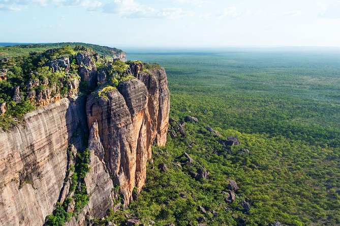Darwin to Kakadu Day Trip by Air Including Yellow Water Cruise - Waterfalls and seasons: what the fly neighborly policy means for Jim Jim and Twin Falls