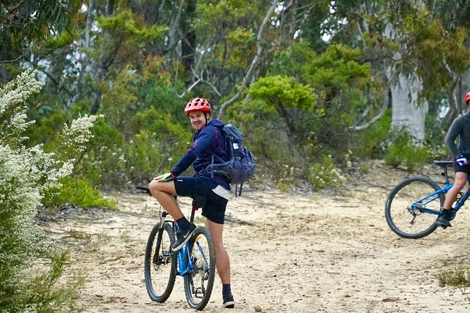 E-bike (electric) - Blue Mountains - Hanging Rock - SELF-GUIDED Hire Service - Hanging Rock: exposed, fence-free, and very real