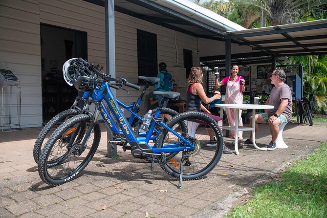 E-Bike Rentals: Daily Hire Byron Bay and Tweed Coast Areas - Family Mode: Tow-Bikes, Chariots, and Seats That Keep Everyone Included