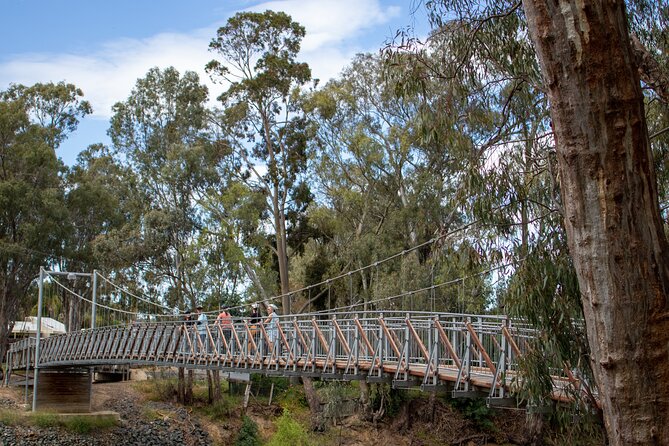 Echuca Guided E-Bike Cycling Tour - Guides Make the Difference: David and Tony’s River Commentary