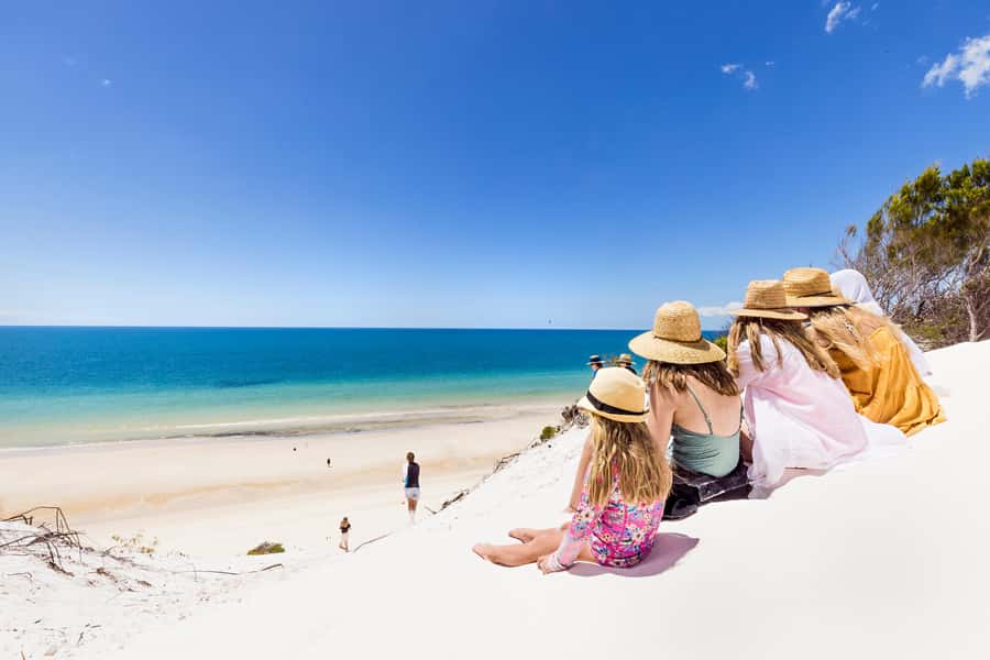 Fraser Island (K'gari): Remote Island and Whale Experience - Lunch, Afternoon Tea, and How They Keep the Energy Even