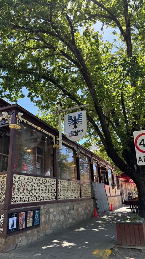 From Adelaide: Hahndorf and Barossa Day Tour with Lunch - Ubertas Wines or Château Dorrien: finishing with a different flavor of Barossa