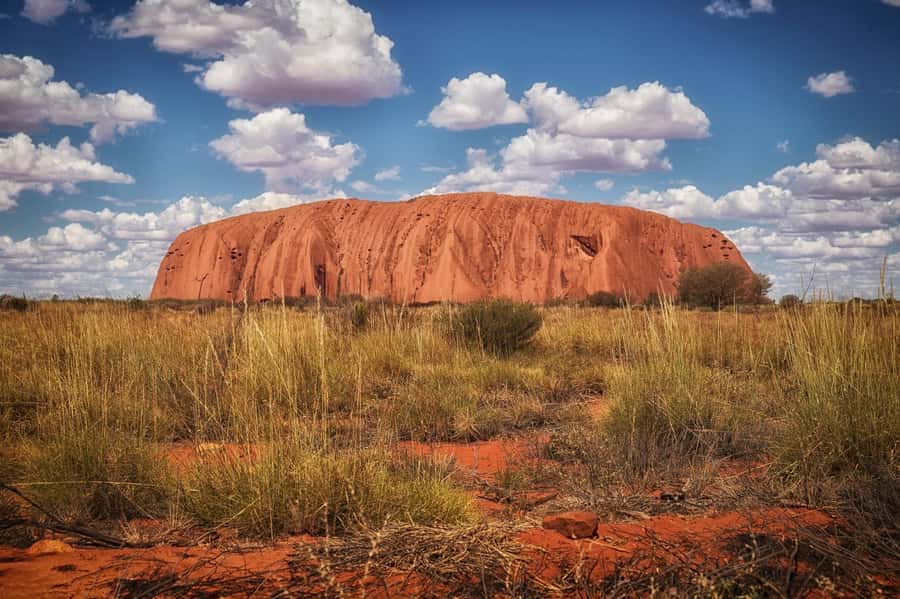 From Alice Springs: Day Trip to Uluru with BBQ Dinner - Getting to Uluru, why you walk the Mala route instead of chasing the climb