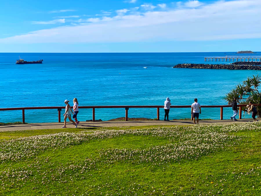 From Brisbane: Byron Bay, Bangalow, and Gold Coast Day Tour - Brisbane Pickup to Gold Coast Coastline Breaks