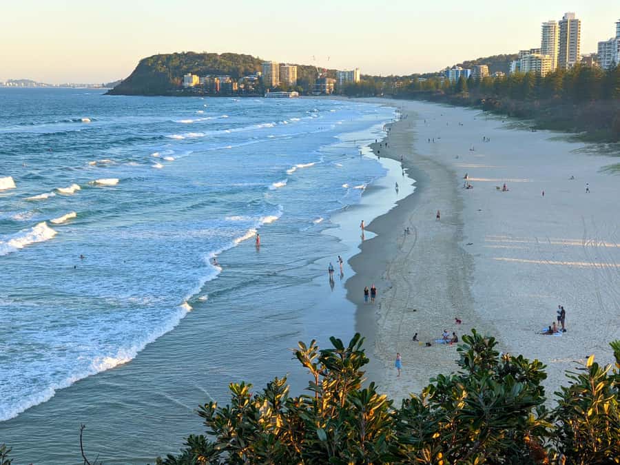 From Brisbane: Byron Bay, Bangalow, and Gold Coast Day Tour - Should You Book This Brisbane to Byron Bay and Gold Coast Day Tour?
