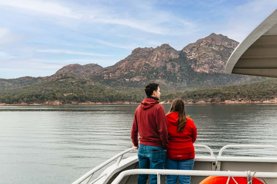 From Coles Bay: Wineglass Bay Cruise with Lunch - Key points I’d plan around