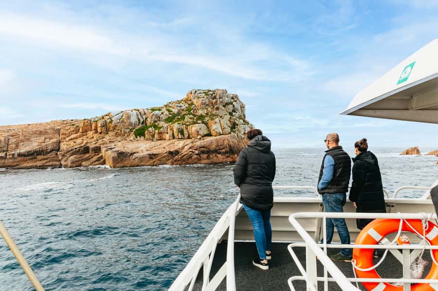 From Coles Bay: Wineglass Bay Cruise with Lunch - Price and value: is $141 worth it?