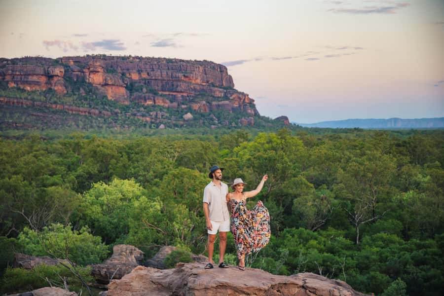 From Darwin: 3-Day Kakadu and Litchfield 4WD Camping Tour - Day 1: Wetlands, Bowali, Ubirr rock art, and Cahills Crossing