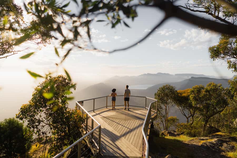 From Melbourne: Grampians National Park & Kangaroos - Boroka Lookout: the viewpoint that stitches the whole region together