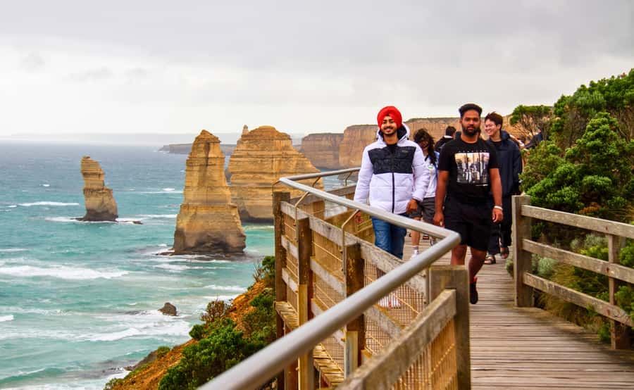 From Melbourne: Great Ocean Road Full-Day Guided Trip - What you really get for $98: comfort, guide time, and included fees