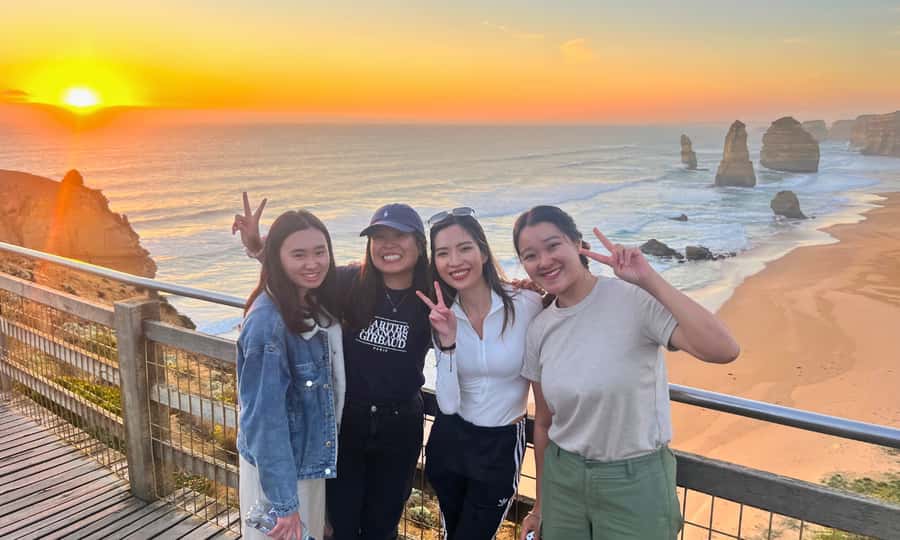From Melbourne: Great Ocean Road Full-Day Sunset Tour - Gibson Steps: the kind of lookout you’ll feel in your legs