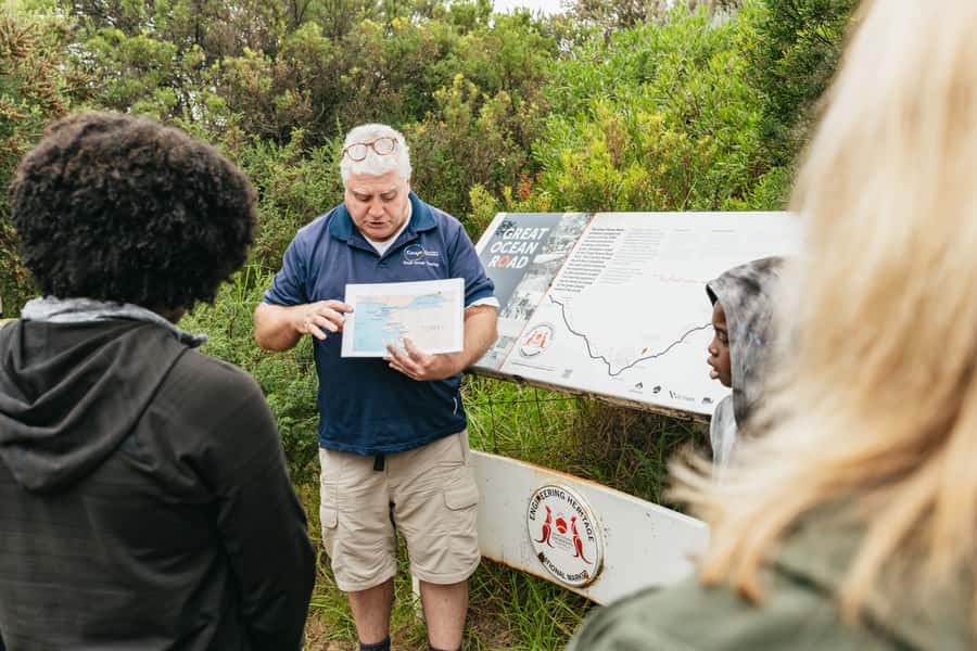 From Melbourne: Small-Group Great Ocean Road Day Trip - The return drive via Colac: finishing the day without the same coastal fatigue