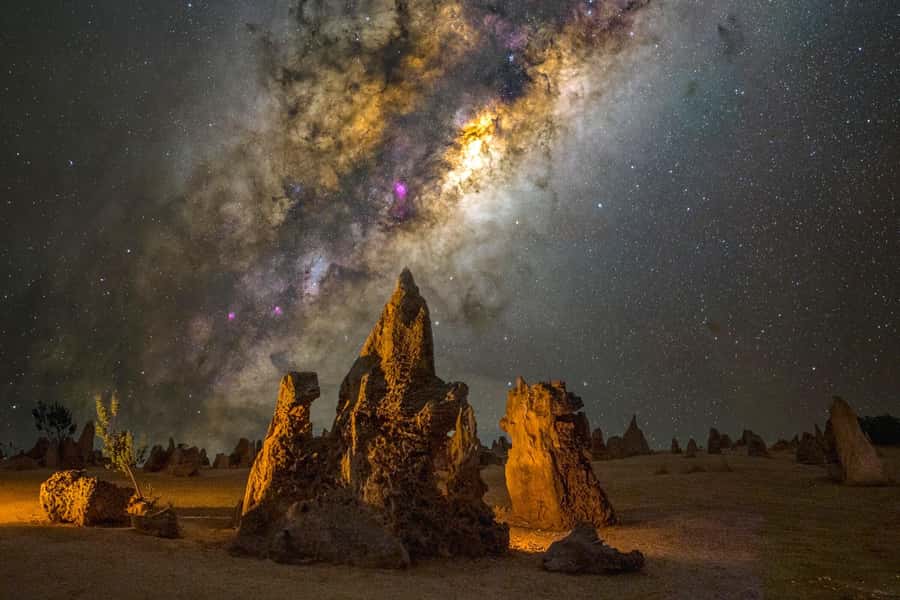 From Perth: Pinnacles Sunset and Stargazing Tour with Dinner - Why the Pinnacles Sunset and Stargazing Combo Works So Well