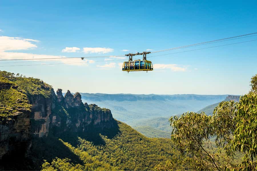 From Sydney: Blue Mountains, Scenic Railway, & Sydney Zoo - Leura break time: a small reset before Scenic World