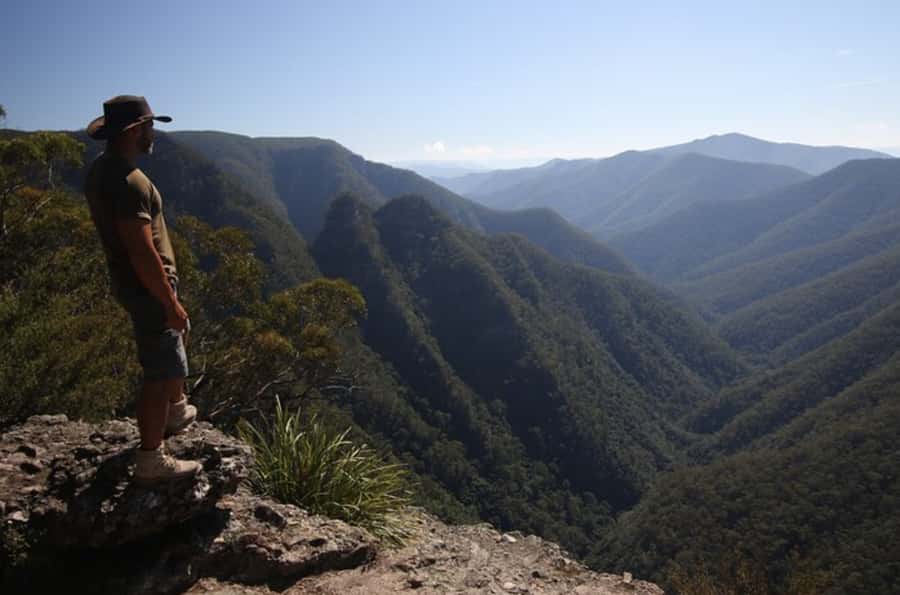 From Sydney: Blue Moutains and Featherdale Day Tour - Echo Point and the Three Sisters, where the icon becomes real