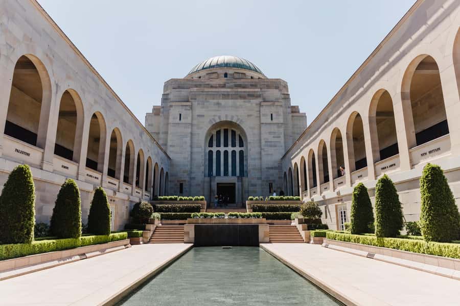 From Sydney: Canberra Day Tour - Price and Pacing: Is $131 Good Value for a 12-Hour Day?