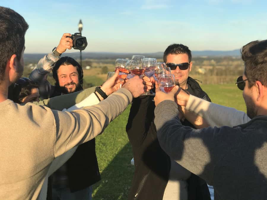 From Sydney: Hunter Valley Wine Tasting & Winery Picnic Tour - Guide quality and language support: the small-group advantage