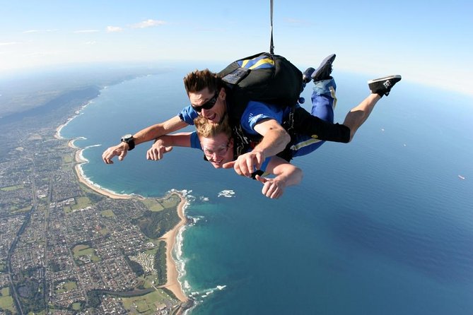 From Sydney: Tandem Skydive Experience over Wollongong Beach - Getting there from Sydney: Haymarket pickup and an all-day rhythm