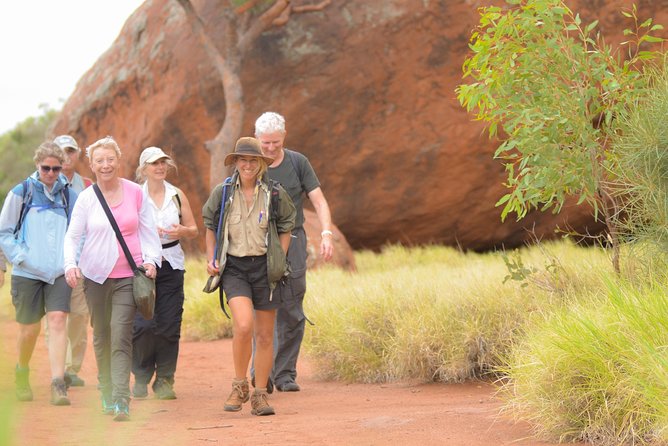 Full Uluru Base Walk at Sunrise Including breakfast - The full 12 km base loop: what you’ll see and where the magic happens