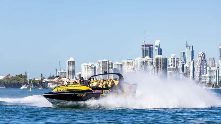 Gold Coast: 1-Hour Extreme Jet Boat Ride - Wildlife and waterfront mansions, from canals to Sovereign Island