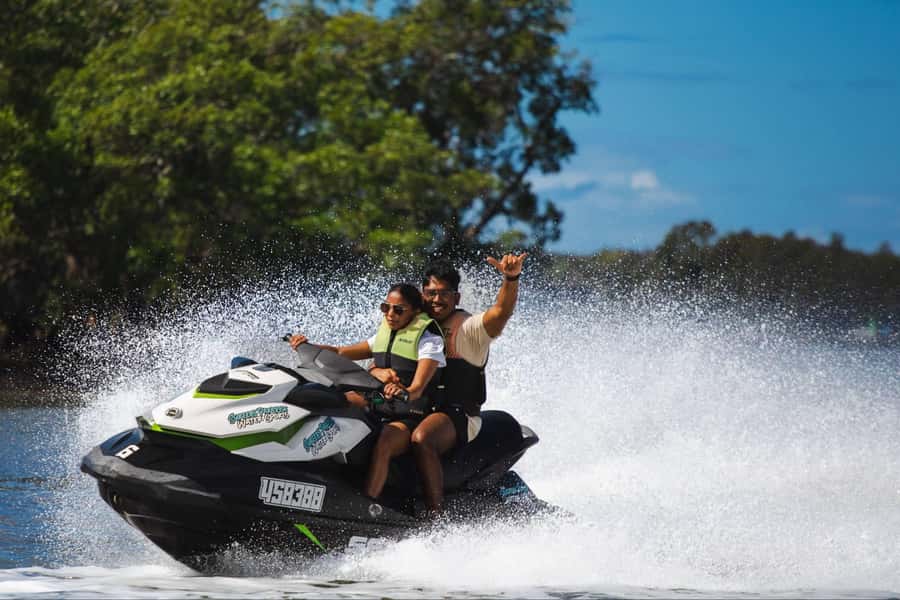 Gold Coast: 1-Hour Jet Ski Ride -No slow zones + Free Photos - Meeting point, timing, and the self-drive reality