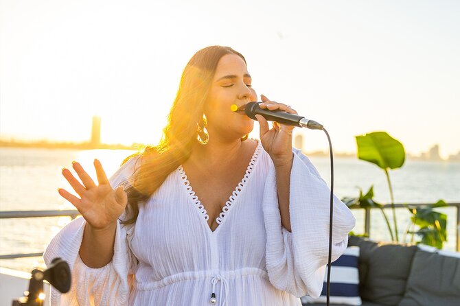Gold Coast Buffet Dinner Sightseeing Cruise - Practical Tips: What to Wear and How to Set Up Your Night