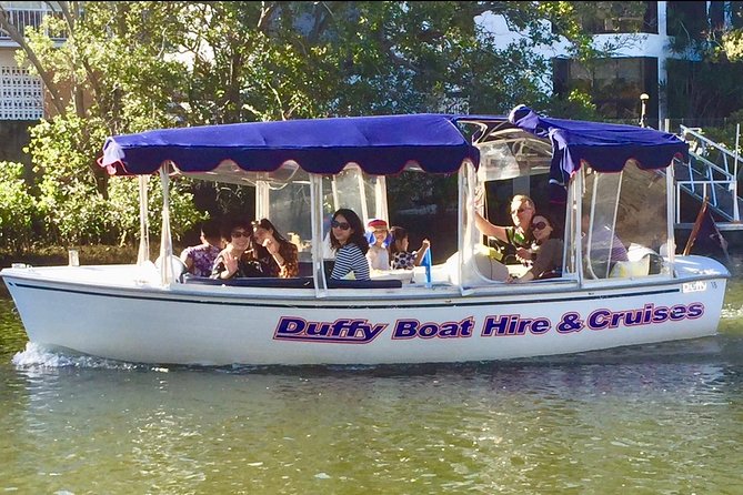 Gold Coast Buffet Lunch Sightseeing Cruise - The Landmarks Along the Way: Sea World, HOTA, Marina Mirage, and Broadwater Parklands