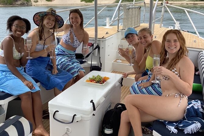 Gold Coast Island Private Cruise - The 4-hour flow: Wavebreak Island to South Stradbroke