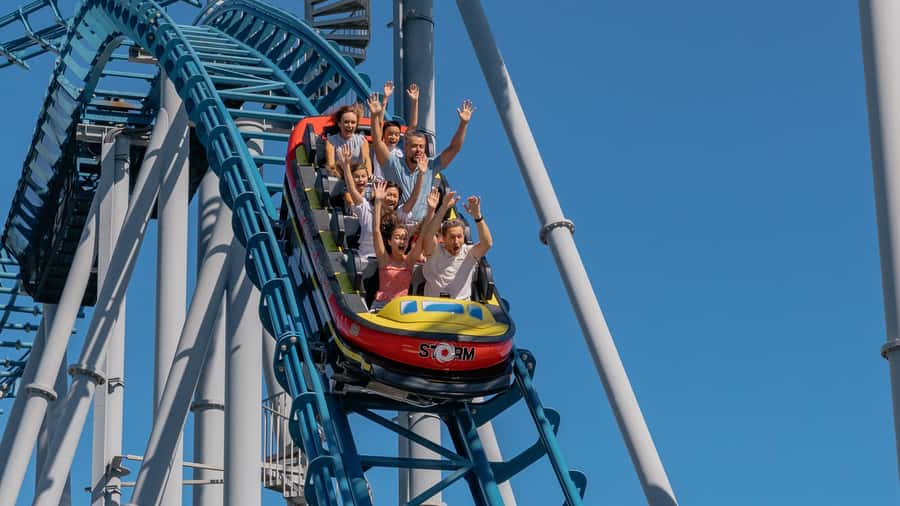 Gold Coast: Movie World, Sea World & Wet'n'Wild 7-Day Pass - The value of a 7 consecutive day pass on the Gold Coast