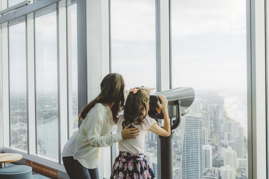 Gold Coast: SkyPoint Observation Deck Ticket - Getting the timing right: opening hours and seasonal changes