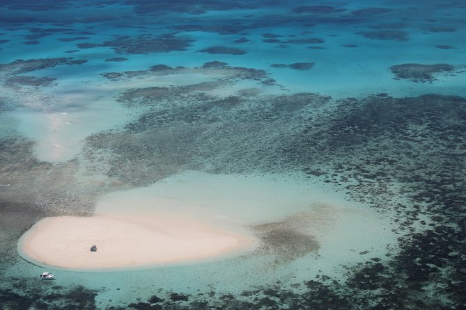 Great Barrier Reef 40 Minute Scenic Flight from Cairns - Reef Hopper - Why a 40-minute reef flight from Cairns feels like cheating