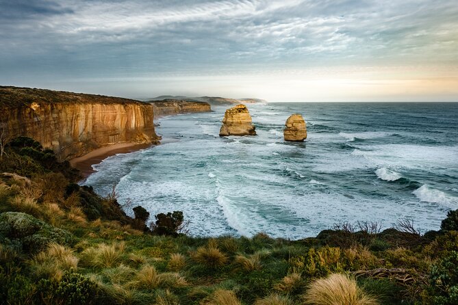 Great Ocean Road Must-See Extended Tour – 12 Apostles & Beyond - London Bridge: the extra stop that makes the day feel longer