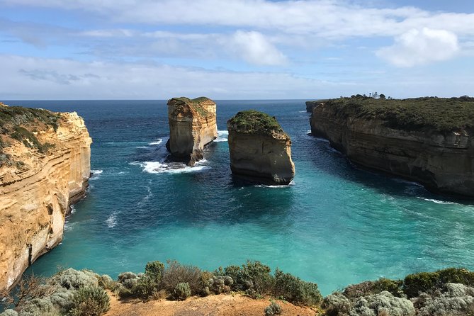 Great Ocean Road Reverse Itinerary Boutique Tour - Max 11 Guests - Apollo Bay lunch stop: simple, flexible, and paid by you