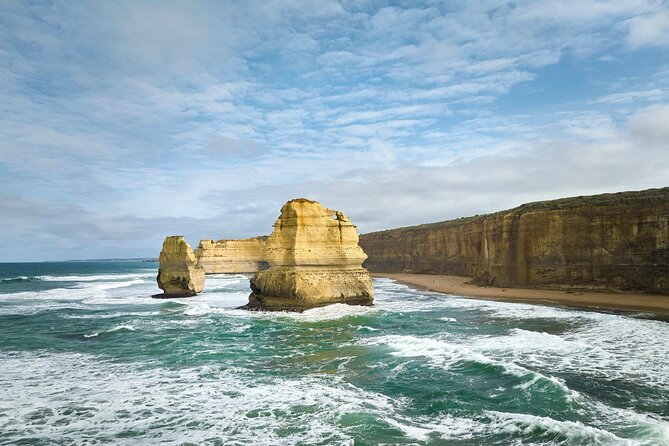 Great Ocean Road Reverse Tour with Iconic Stops & Wildlife - Comfort and timing: what to expect from the bus day