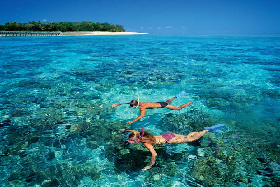 Green Island Fly & Cruise Package - Reef Hopper Flight Over Cairns, Green Island, and the Great Barrier Reef
