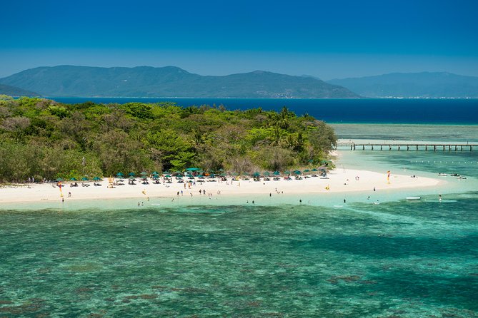 Green Island Half-Day Trip from Cairns - The Air-Conditioned Catamaran Ride: Fast, Comfortable, and Usually the Easy Part