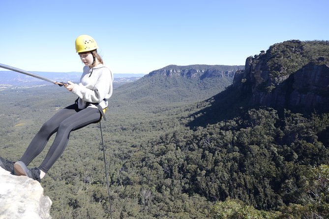 Half-Day Abseiling Adventure in Blue Mountains National Park - What the guide teaches you, step by step