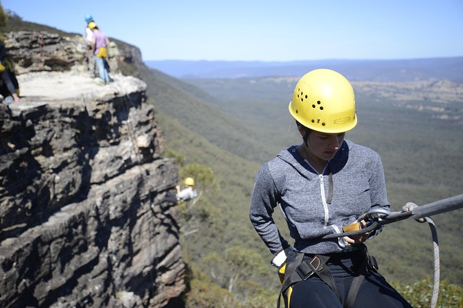 Half-Day Abseiling Adventure in Blue Mountains National Park - Price and value: is $150.62 a fair deal for a guided session?