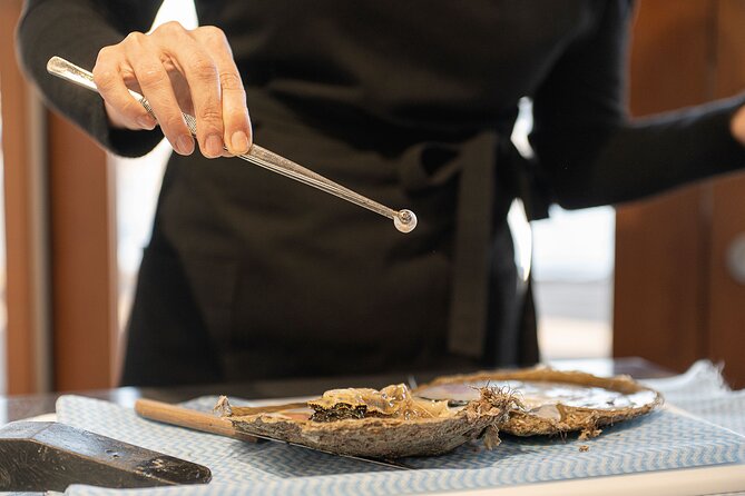 Harvest Your Own Pearl Private Experience - Perth - Your 1-hour plan at Willie Creek Pearls Elizabeth Quay