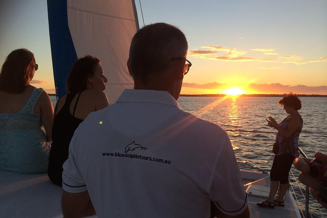 Hervey Bay Champagne Sunset Sail - The 90 minutes that hit the sweet spot in Hervey Bay