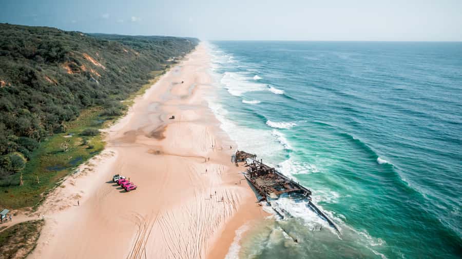 Hervey Bay to K'gari/Fraser Island 3-Day Tour (Beach House) - Pink 4WD and beach house reality on K’gari