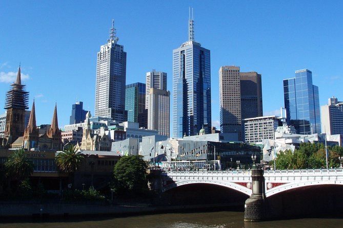 Highlights of Melbourne Cruise - Onboard commentary, staff energy, and how to get more out of the narration
