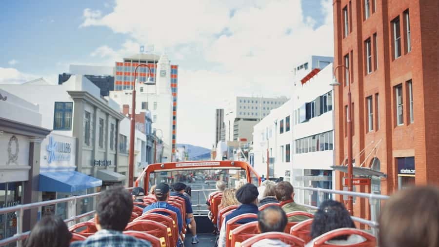 Hobart: 24-Hour Hop-on Hop-off Sightseeing Bus Ticket - The audio guide: English plus GPS commentary in multiple languages
